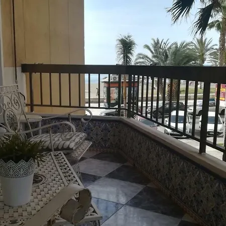 Costa Del Sol Primera Linea De Playa Malagueta Малага